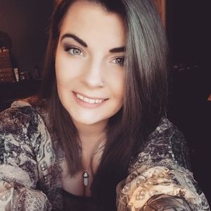 Meet your Posher, Carolynne